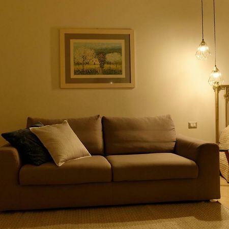 B&B Questa Casa Non E'Un Albergo Palermo Zewnętrze zdjęcie