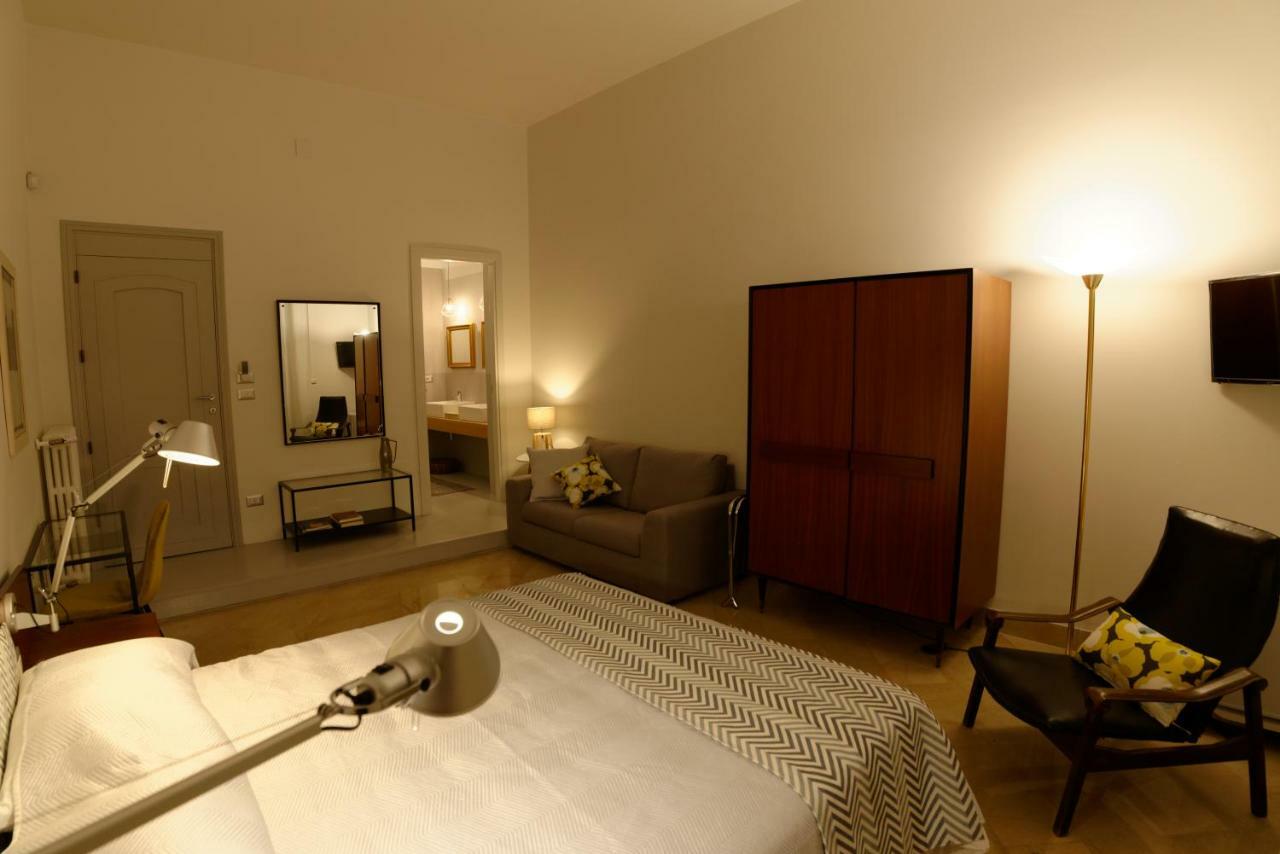 B&B Questa Casa Non E'Un Albergo Palermo Zewnętrze zdjęcie