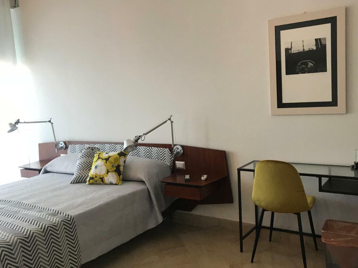 B&B Questa Casa Non E'Un Albergo Palermo Zewnętrze zdjęcie