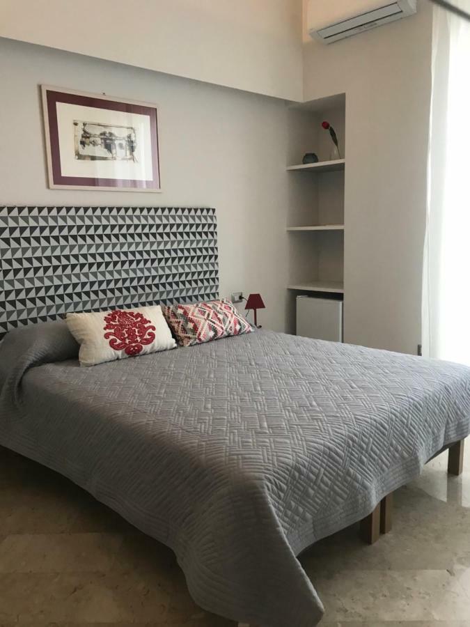 B&B Questa Casa Non E'Un Albergo Palermo Zewnętrze zdjęcie